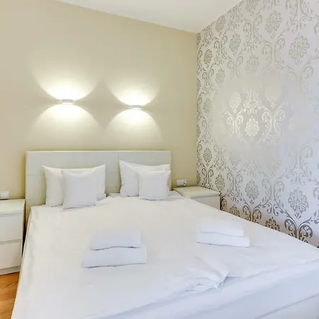 Flats For Rent - Szafarnia Marina
